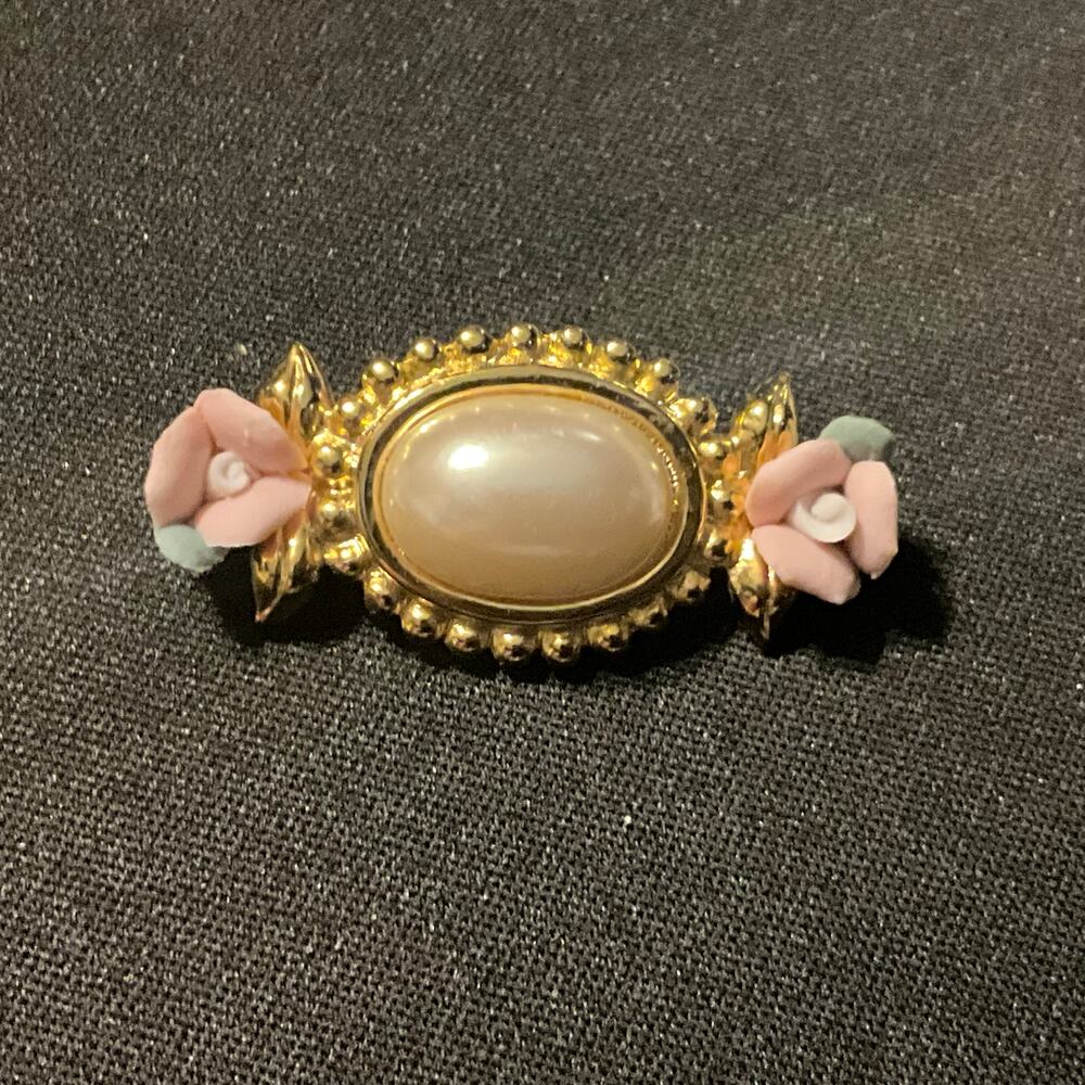 Vintage Marvella Faux Pearl Brooch
